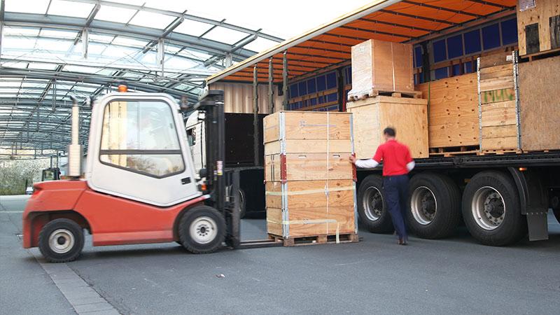 Transport-de-marchandise-à-Miramas01